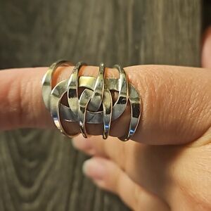 Intertwined sterling silver ring